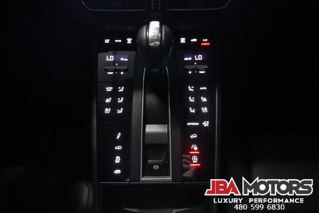 Used 2022 Porsche Macan GTS AWD/4WD image 19