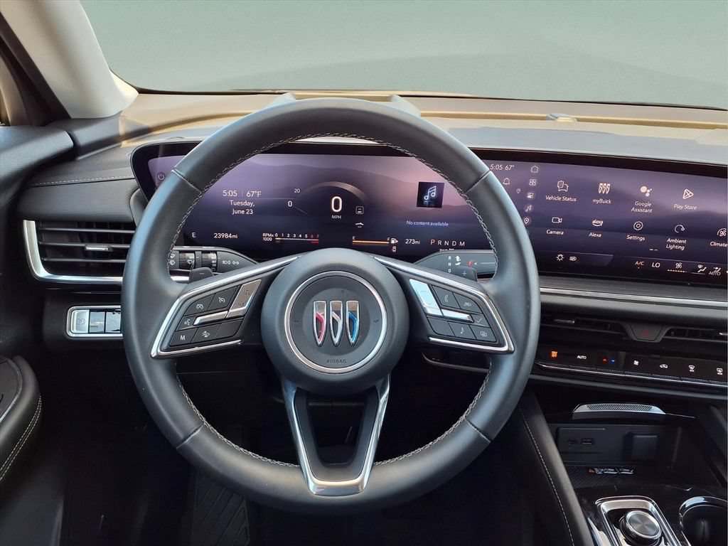Certified 2025 Buick Envision Preferred AWD/4WD image 17