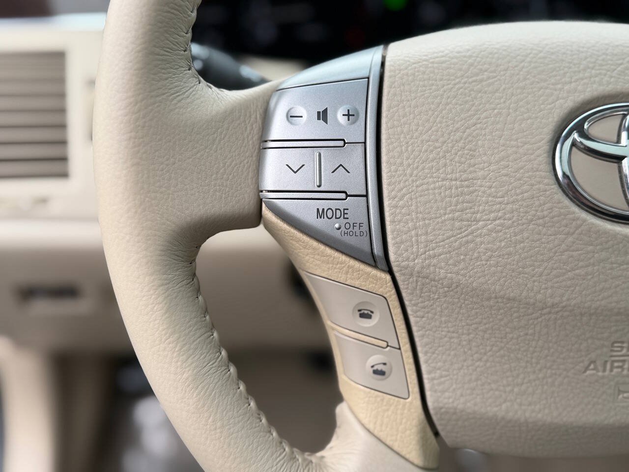 Used 2008 Toyota Avalon XLS FWD image 55