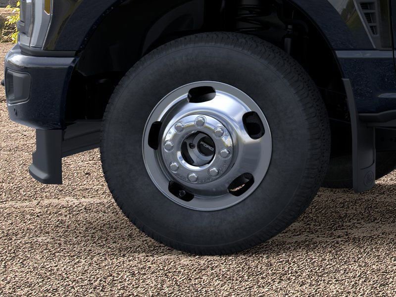 New 2025 Ford F350 Platinum image 19