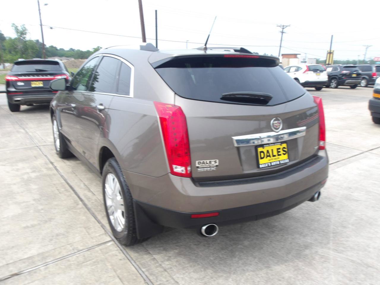 Used 2014 Cadillac SRX Luxury w/ Driver Awareness Package FWD image 14