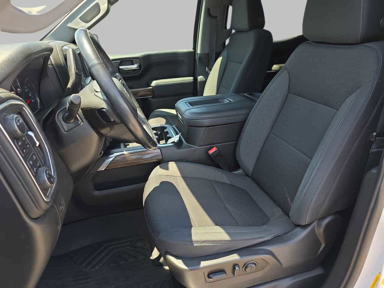 Used 2021 Chevrolet Silverado 1500 LT Trail Boss w/ Bed Protection Package AWD/4WD image 17