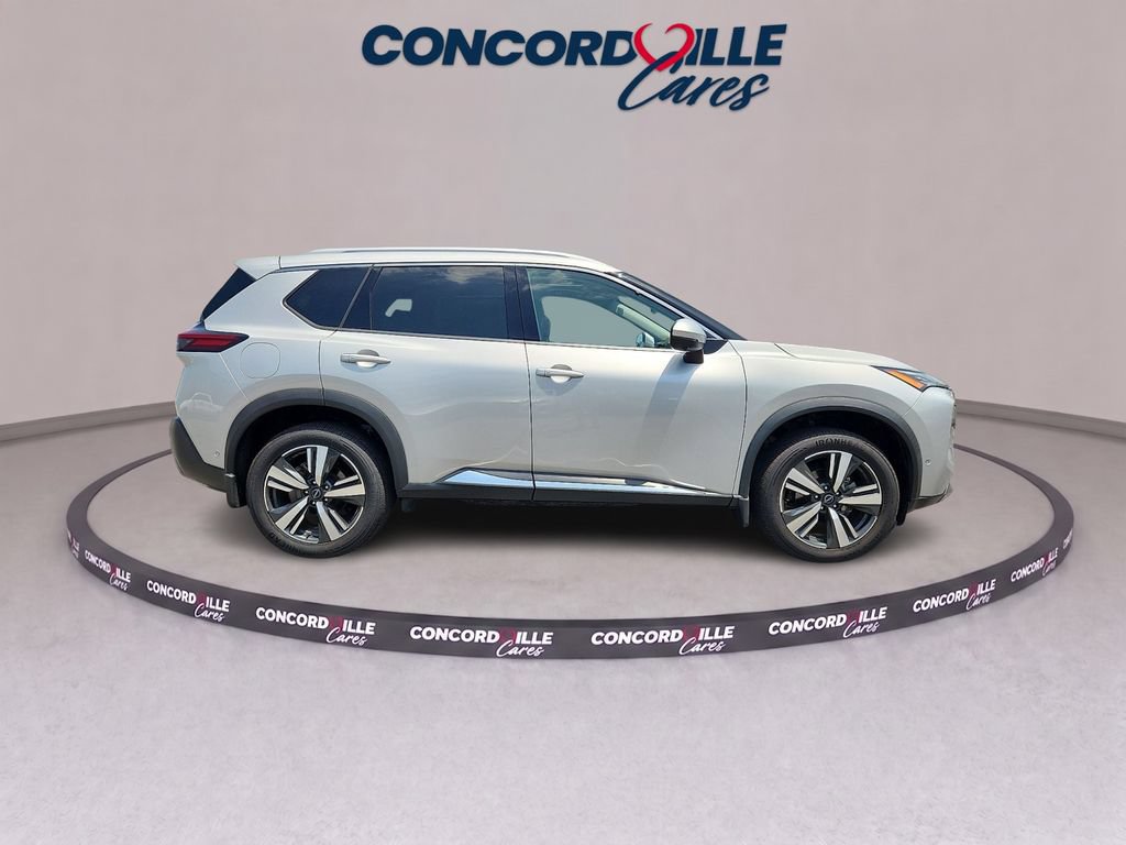 Certified 2023 Nissan Rogue SL w/ SL Premium Package AWD/4WD image 7