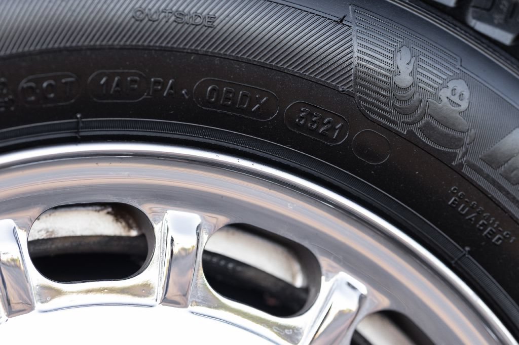 Used 1989 Mercedes-Benz 560 SL image 12