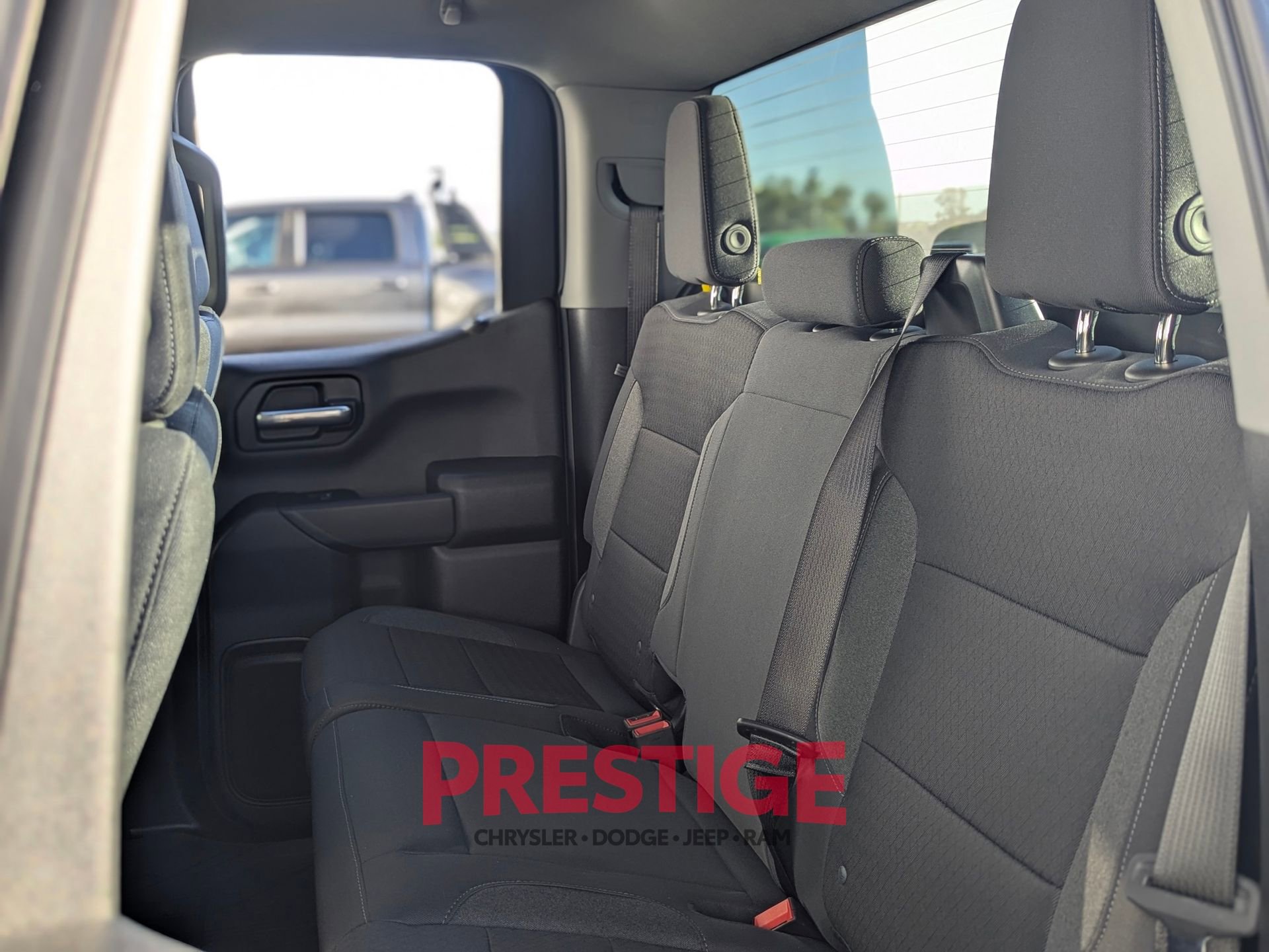 Used 2025 Chevrolet Silverado 1500 Custom w/ Turbomax Blackout Package RWD image 31