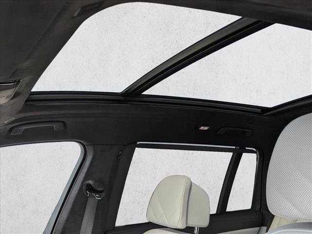Used 2026 BMW X7 xDrive40i AWD/4WD image 16