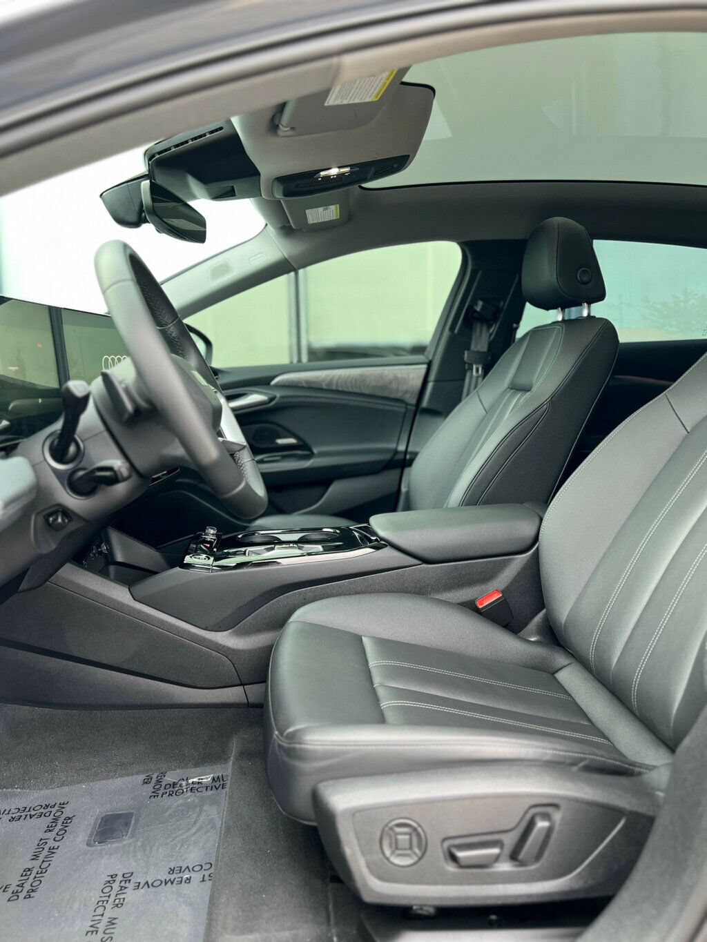 Used 2025 Audi A6 e-tron Premium Plus w/ Premium Plus RWD image 14
