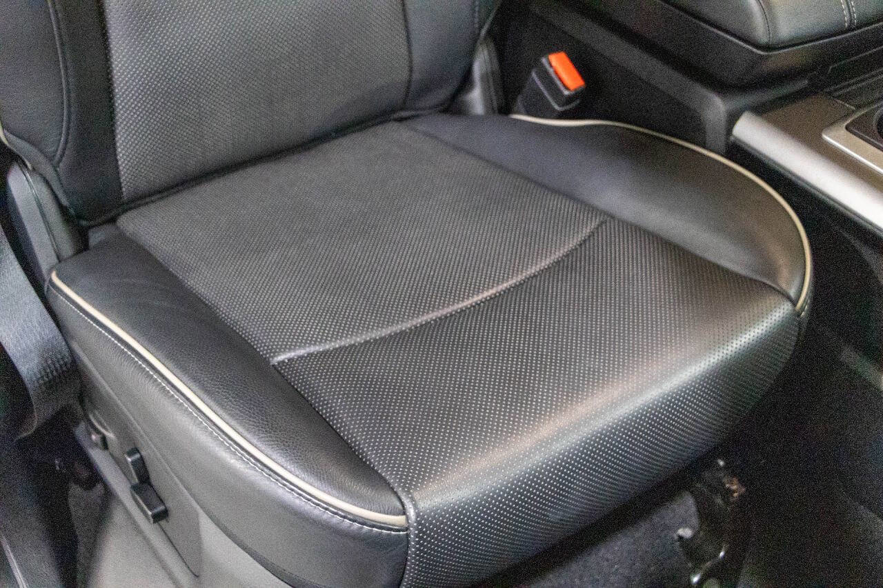 Used 2015 RAM 2500 Limited image 37