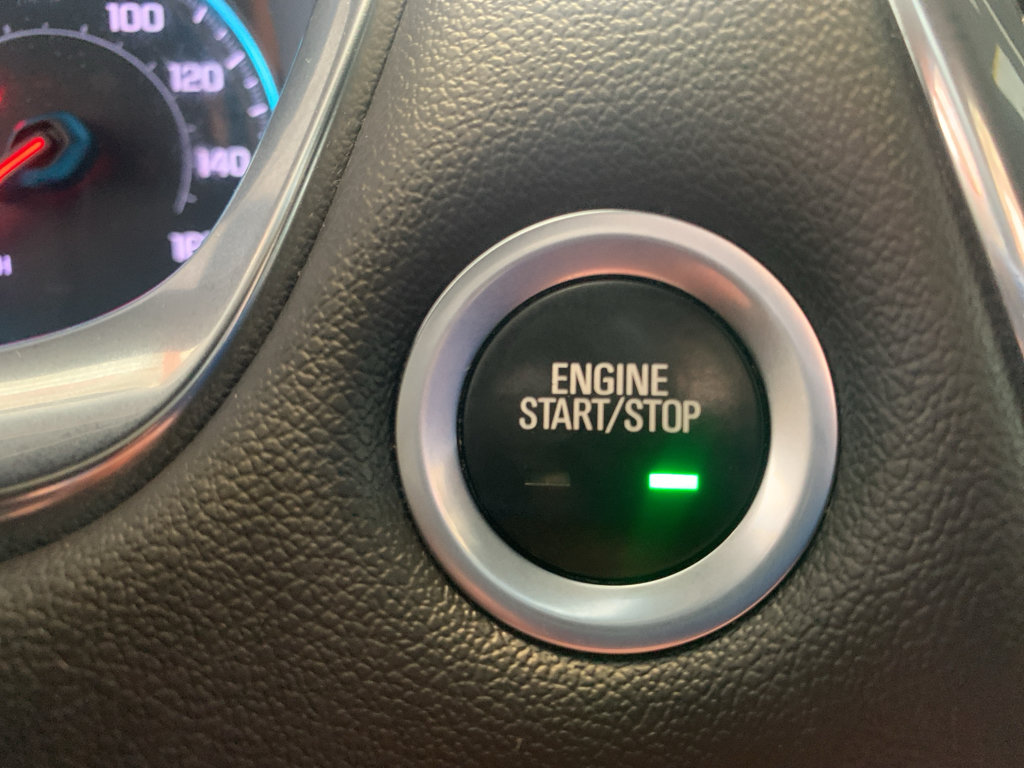 Used 2023 Chevrolet Traverse LT FWD image 22