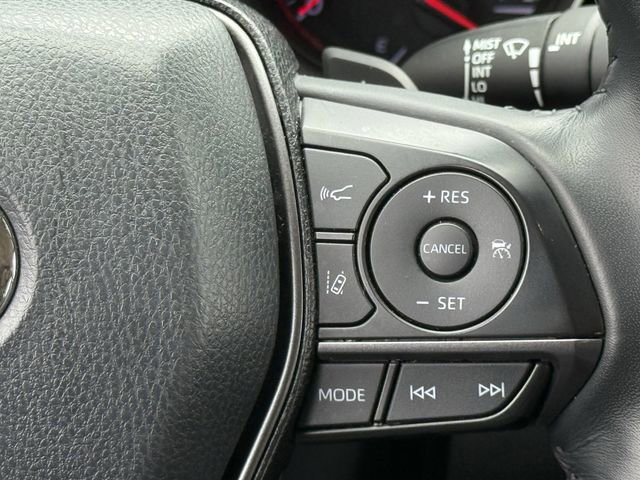 Used 2022 Toyota Camry XSE image 17