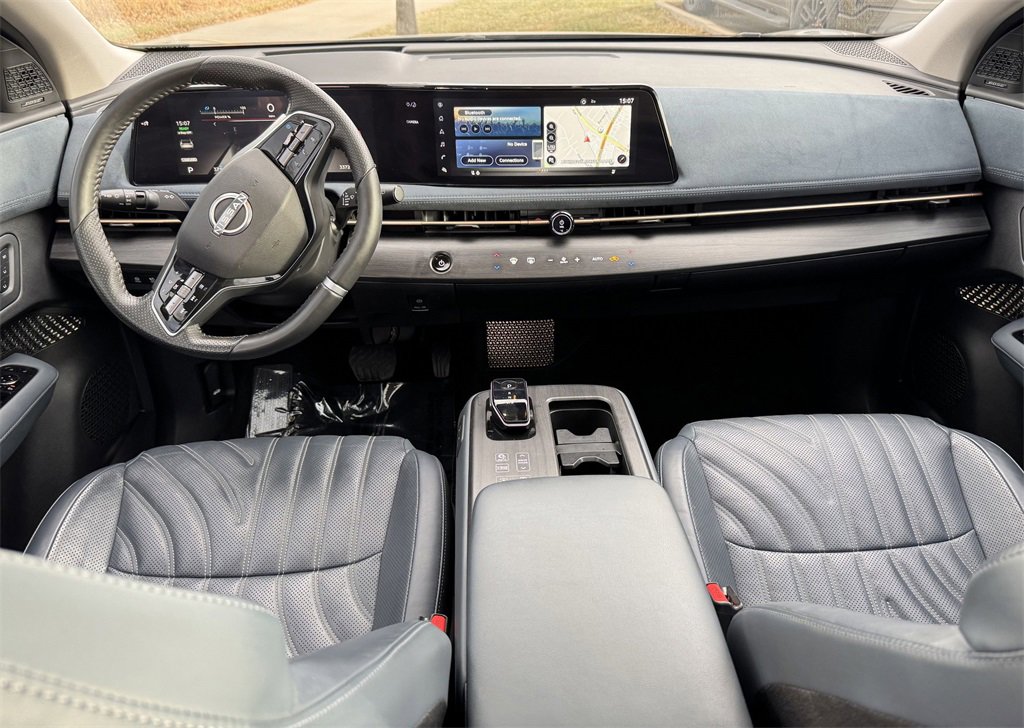 Used 2023 Nissan Ariya image 30