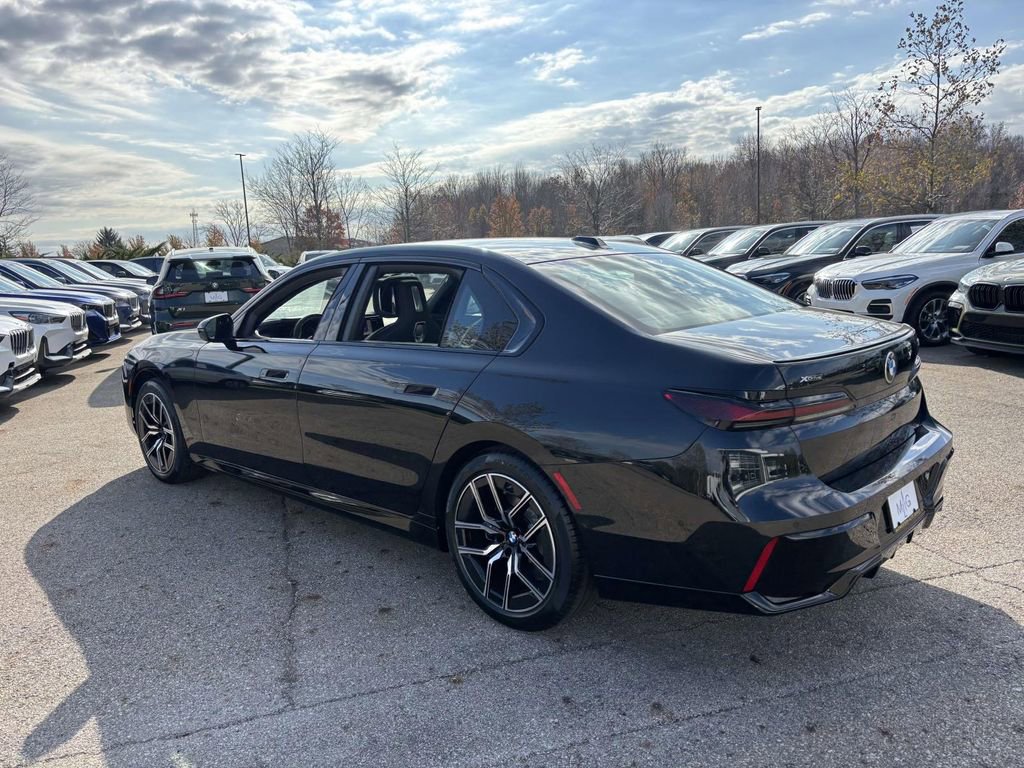 New 2026 BMW 740i xDrive image 5