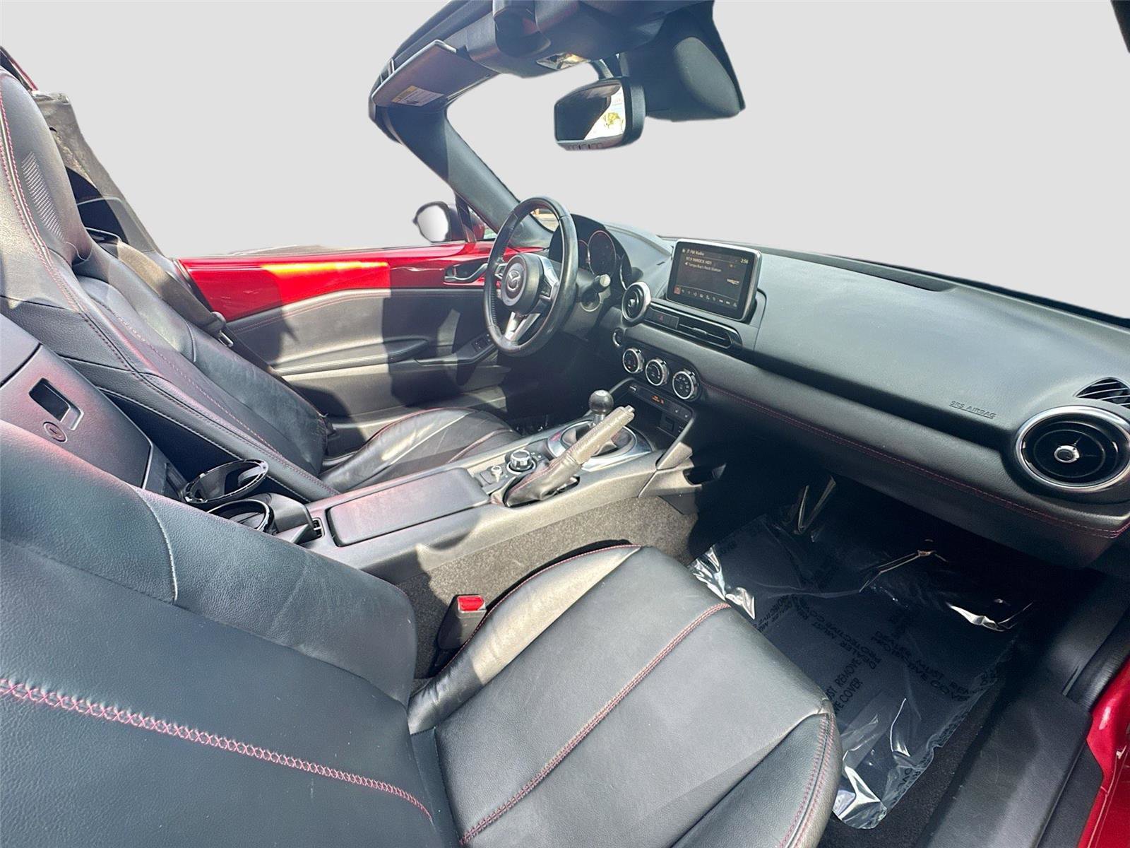 Used 2017 MAZDA MX-5 Miata RF Grand Touring image 23