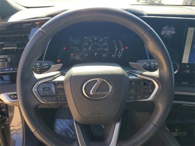 Used 2024 Lexus RX 350 FWD w/ Technology Package image 16