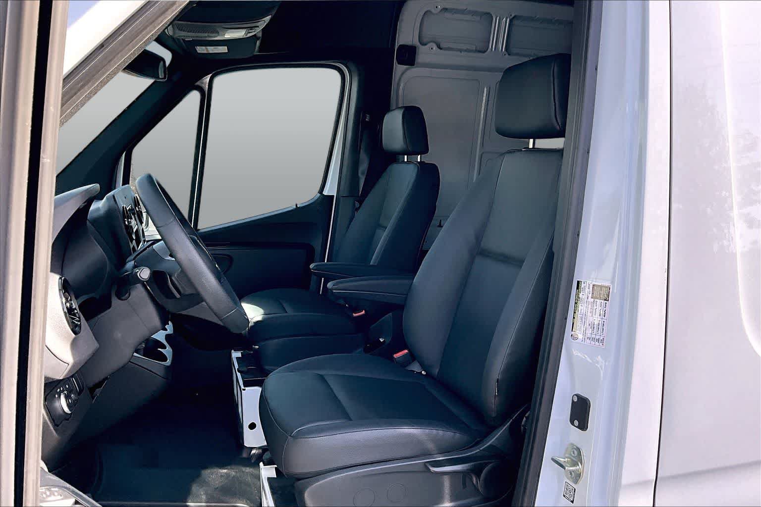 New 2025 Mercedes-Benz Sprinter 2500 image 7