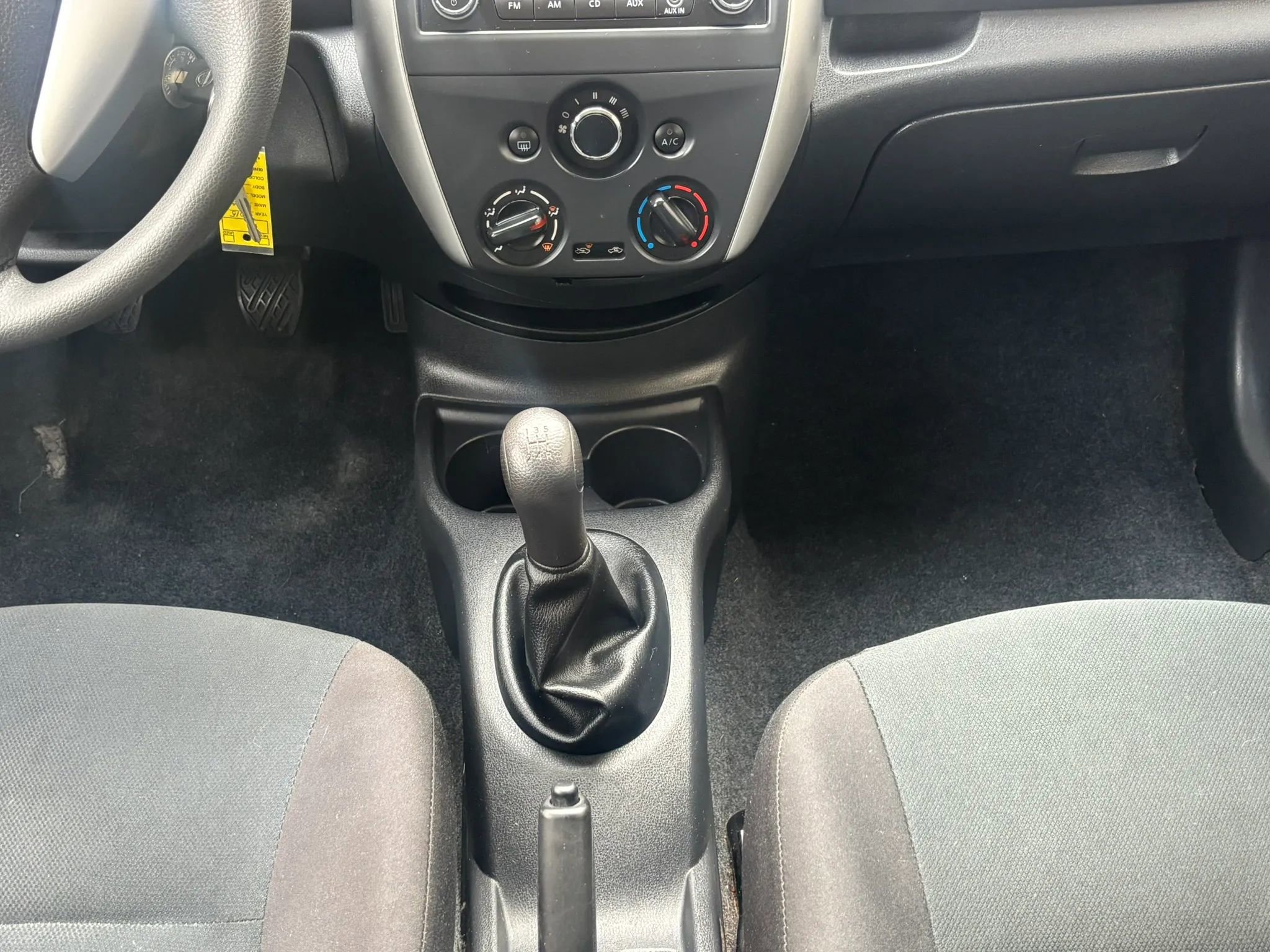 Used 2015 Nissan Versa Note S FWD image 24