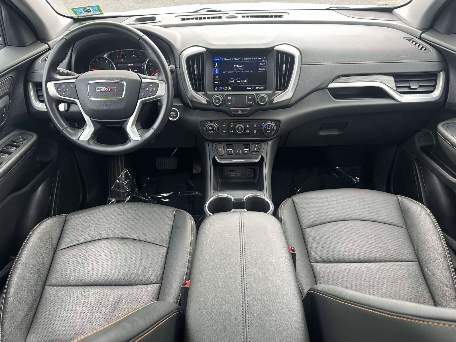 Used 2020 GMC Terrain SLT w/ Elevation Edition image 13