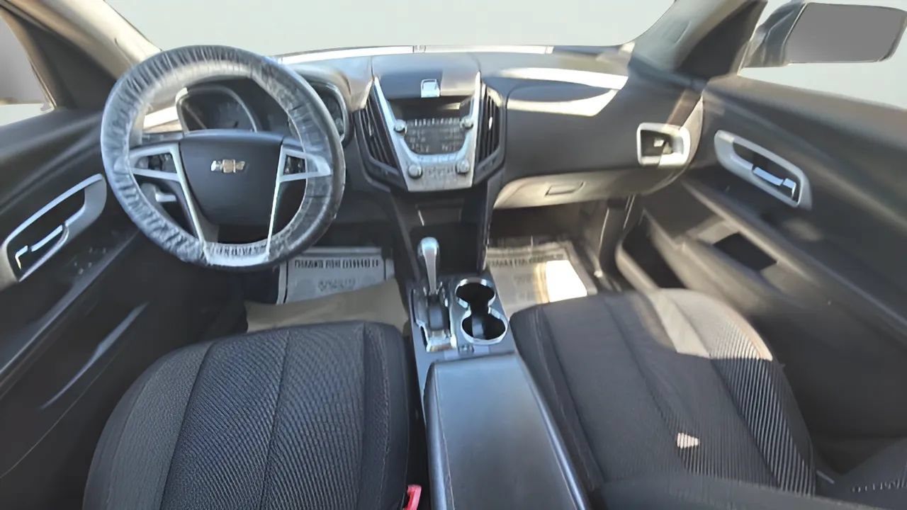 Used 2011 Chevrolet Equinox LT FWD image 9