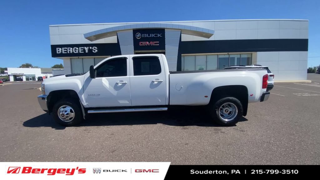 Used 2014 Chevrolet Silverado 3500 LTZ w/ LTZ Plus Package AWD/4WD image 5