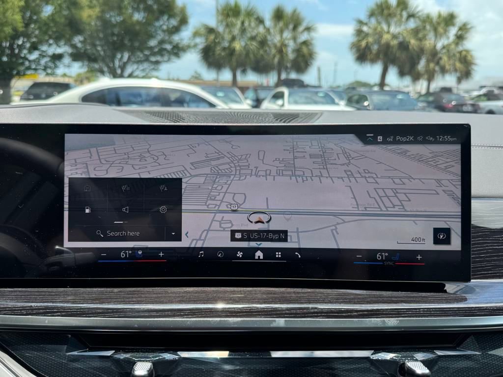 Used 2026 BMW X7 xDrive40i w/ M Sport Package image 5