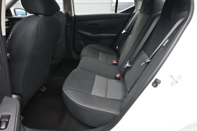 Used 2025 Nissan Sentra SV FWD image 8
