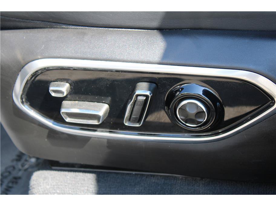 Used 2022 Jeep Grand Cherokee Summit AWD/4WD image 16
