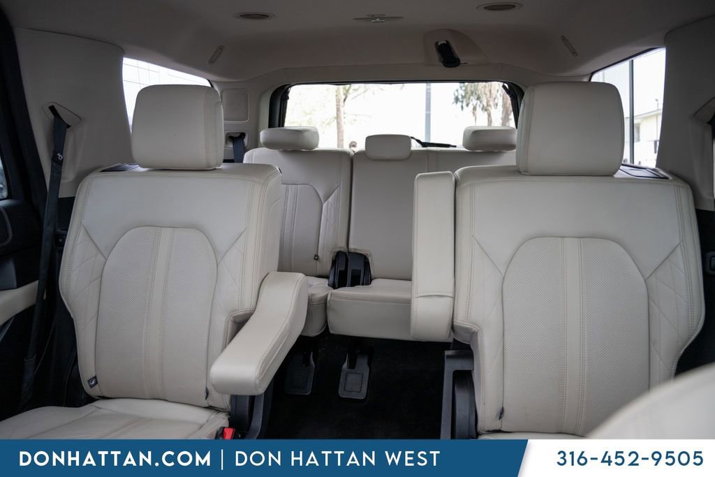 Used 2019 Ford Expedition Platinum AWD/4WD image 18