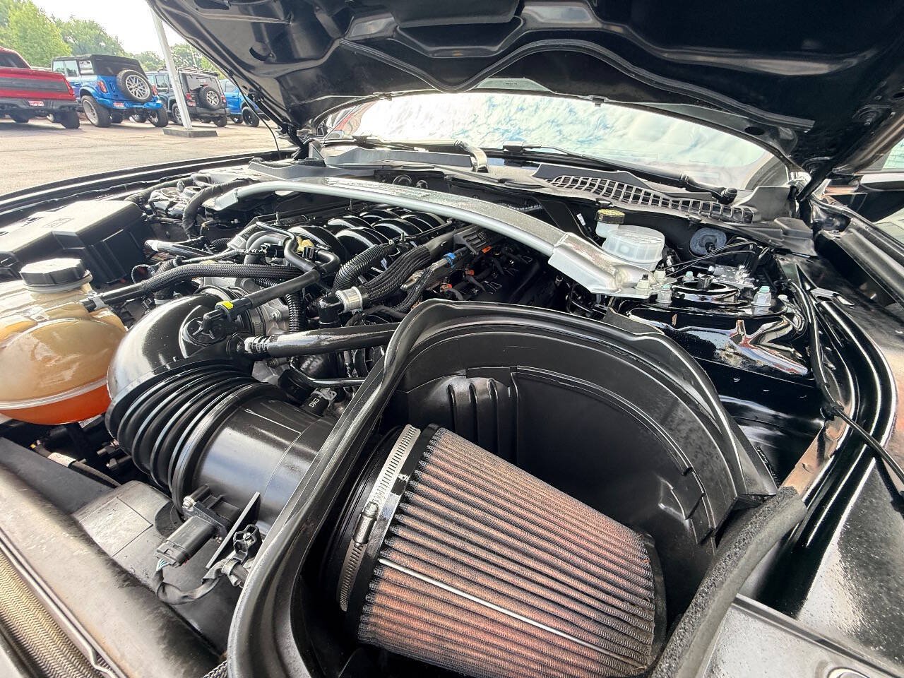 Used 2018 Ford Mustang Shelby GT350 w/ Convenience Package RWD image 41