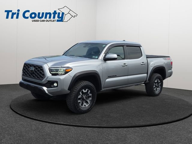Certified 2023 Toyota Tacoma TRD Off-Road w/ Technology Package AWD/4WD image 3