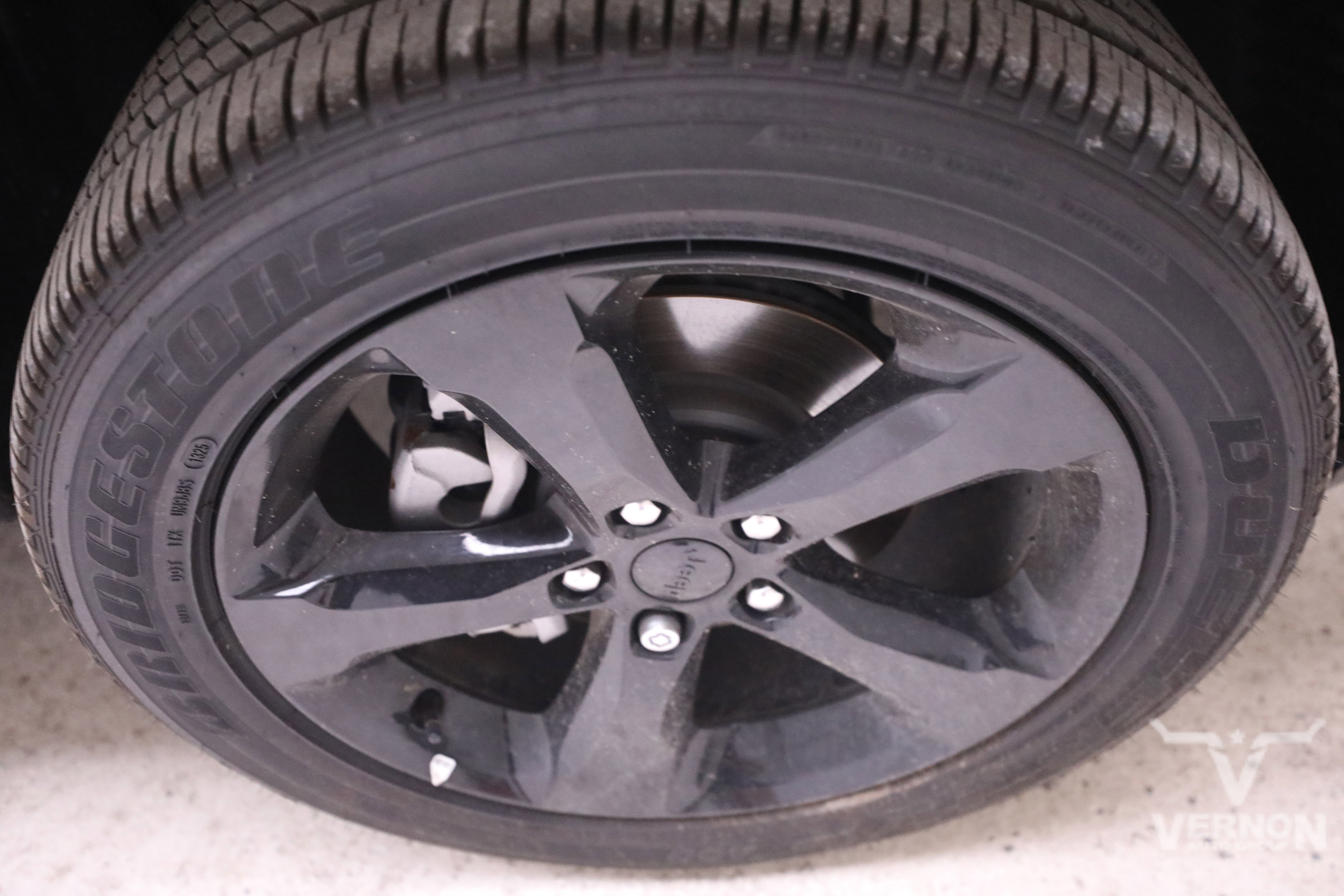 New 2025 Jeep Grand Cherokee Altitude image 28