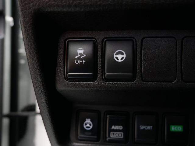 Certified 2022 Nissan Rogue Sport SL AWD/4WD image 29