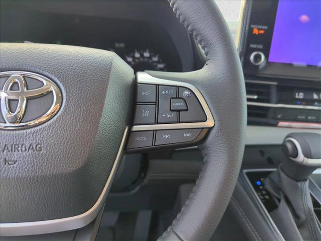 Certified 2026 Toyota Sienna XLE image 15