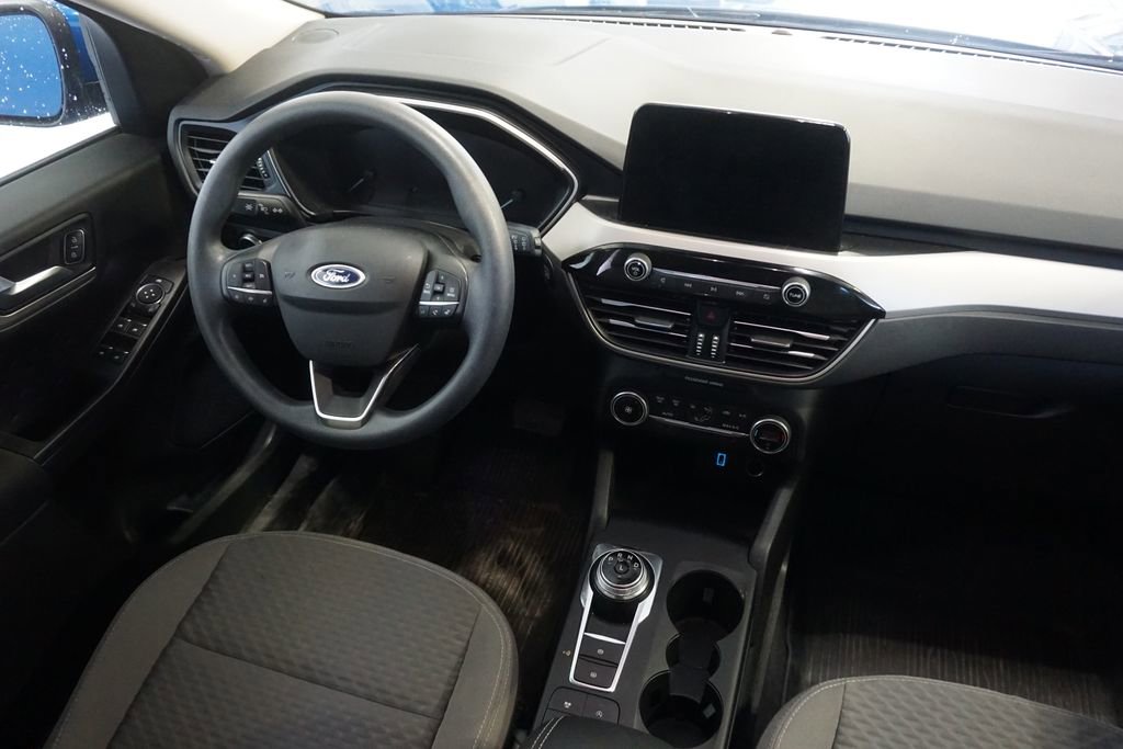 Used 2020 Ford Escape SE image 25