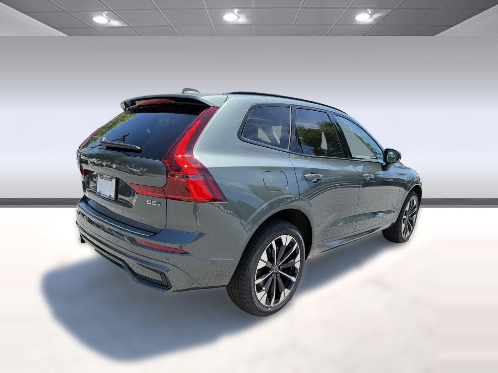 New 2026 Volvo XC60 B5 Ultra w/ Climate Package AWD/4WD image 8