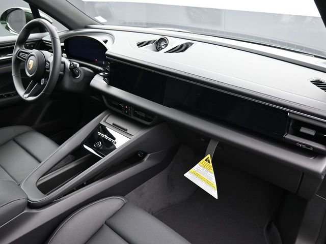 Certified 2025 Porsche Macan Electric RWD image 22
