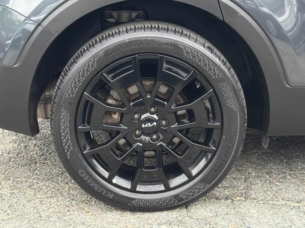 Certified 2022 Kia Telluride EX w/ EX Premium Package AWD/4WD image 9