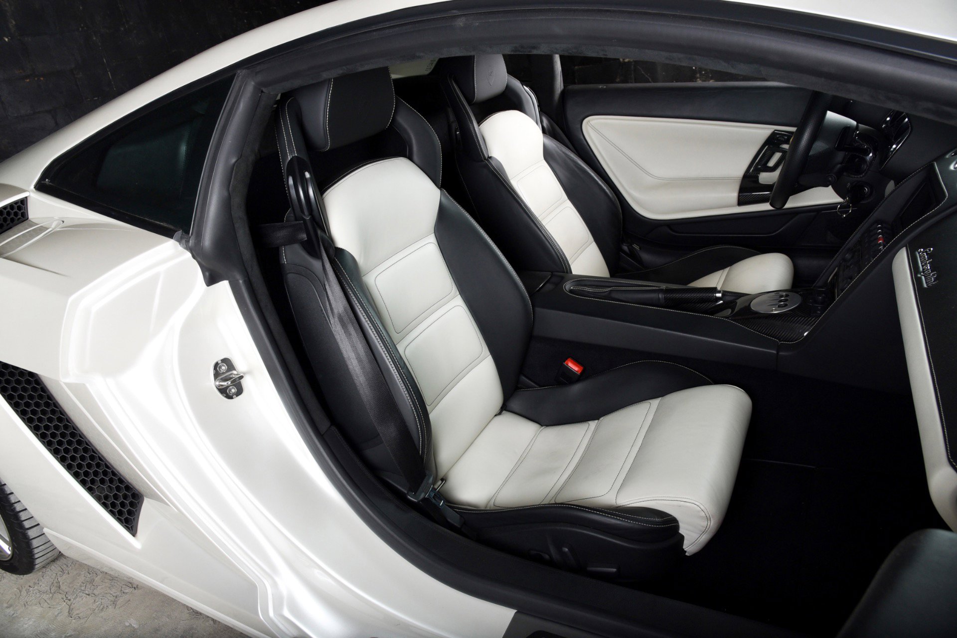 Used 2008 Lamborghini Gallardo AWD/4WD image 5