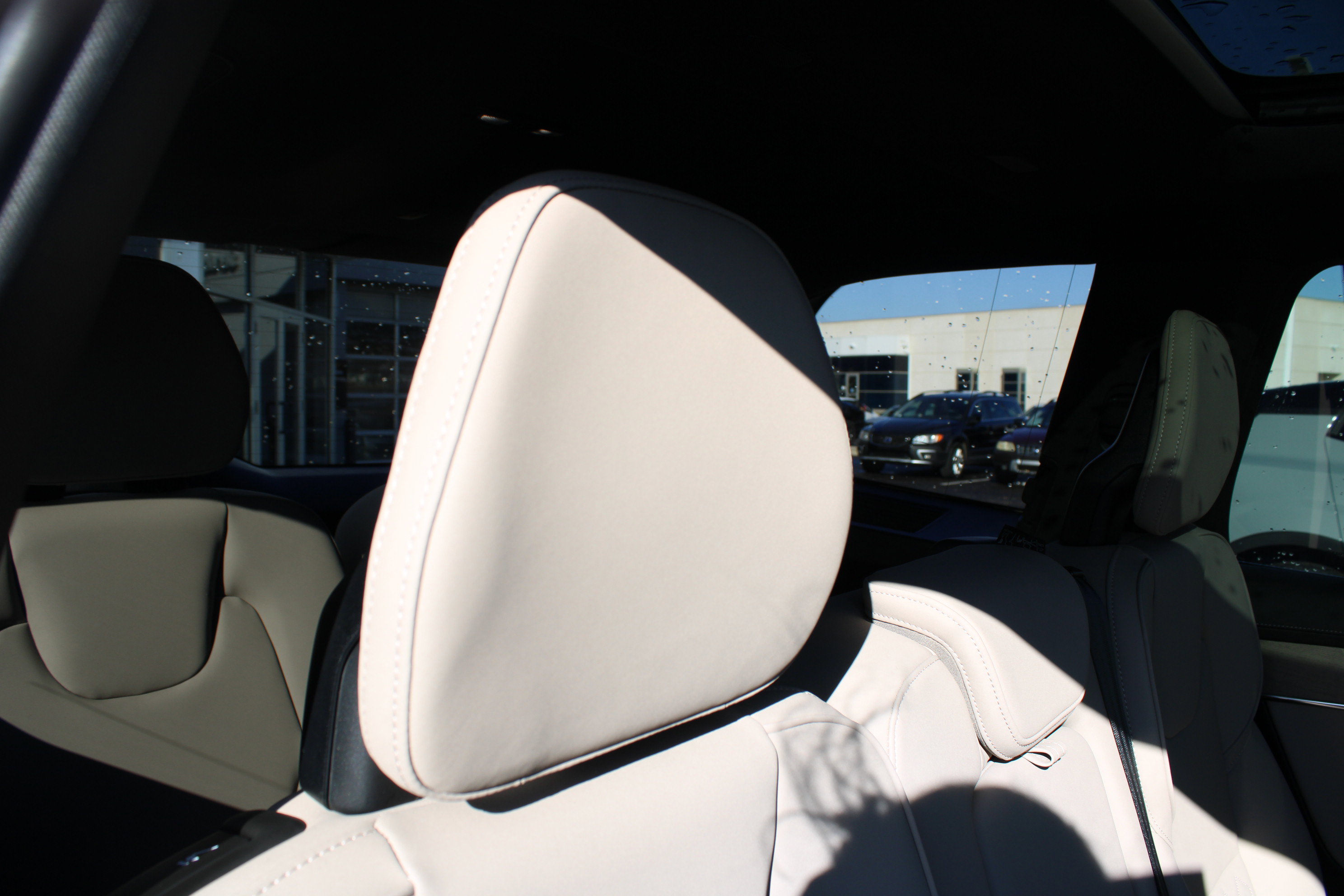 New 2026 Volvo XC90 T8 Plus w/ Protection Package Premier AWD/4WD image 45