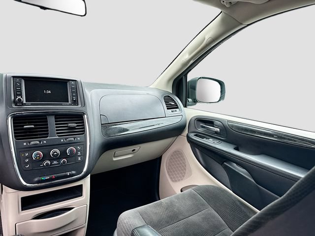 Used 2017 Dodge Grand Caravan SE w/ Power Window Group FWD image 27
