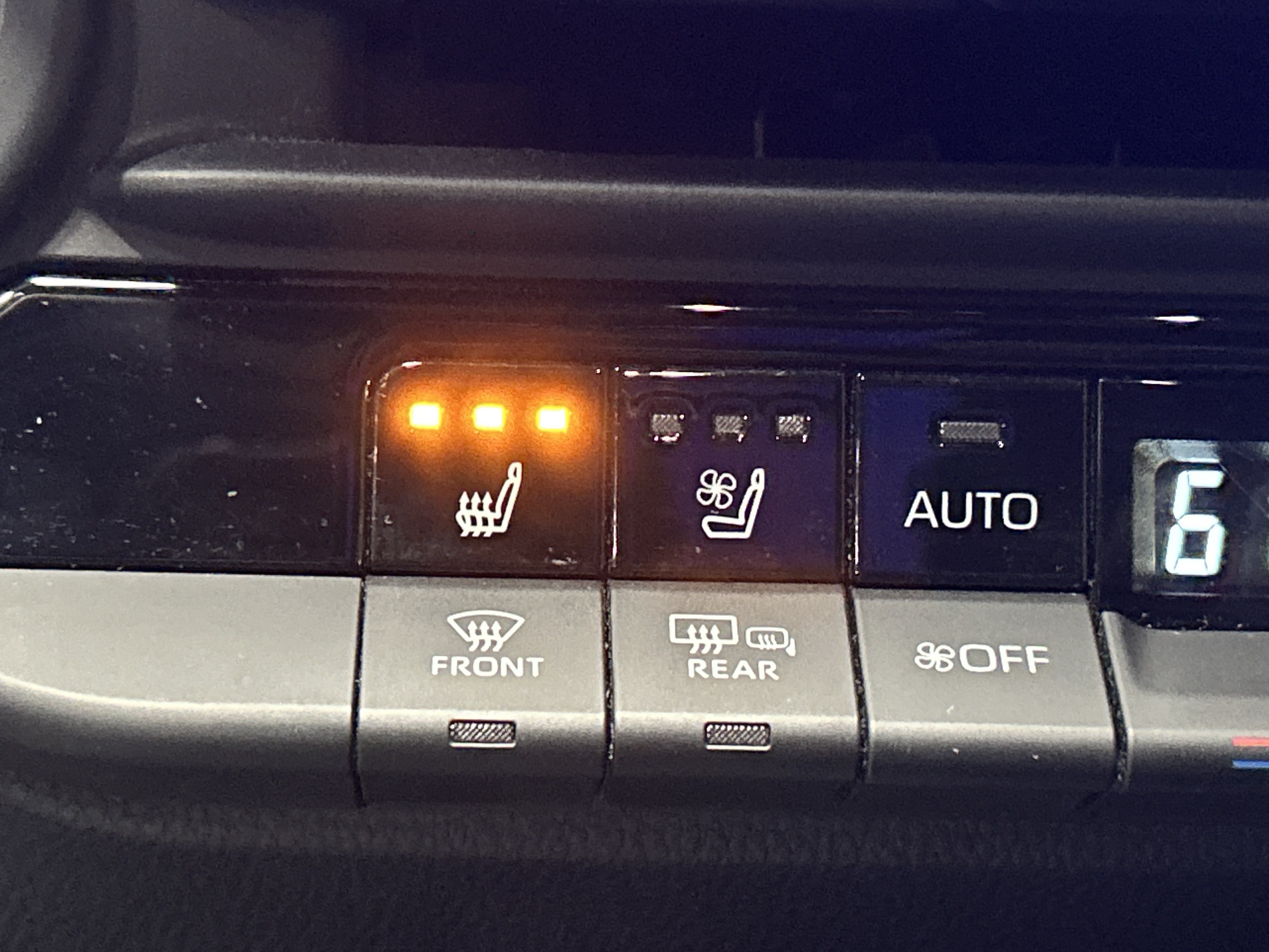 Used 2023 Toyota Crown AWD/4WD image 44