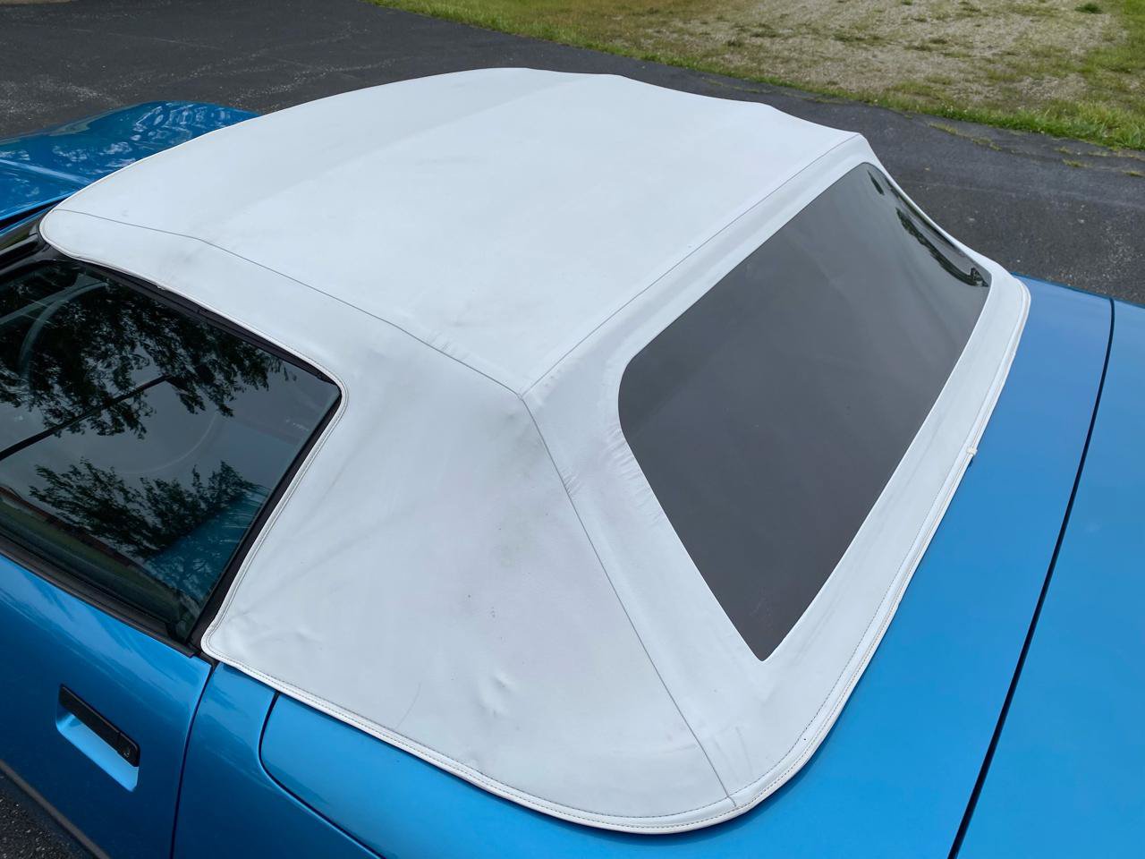 Used 1989 Chevrolet Corvette Convertible RWD image 38