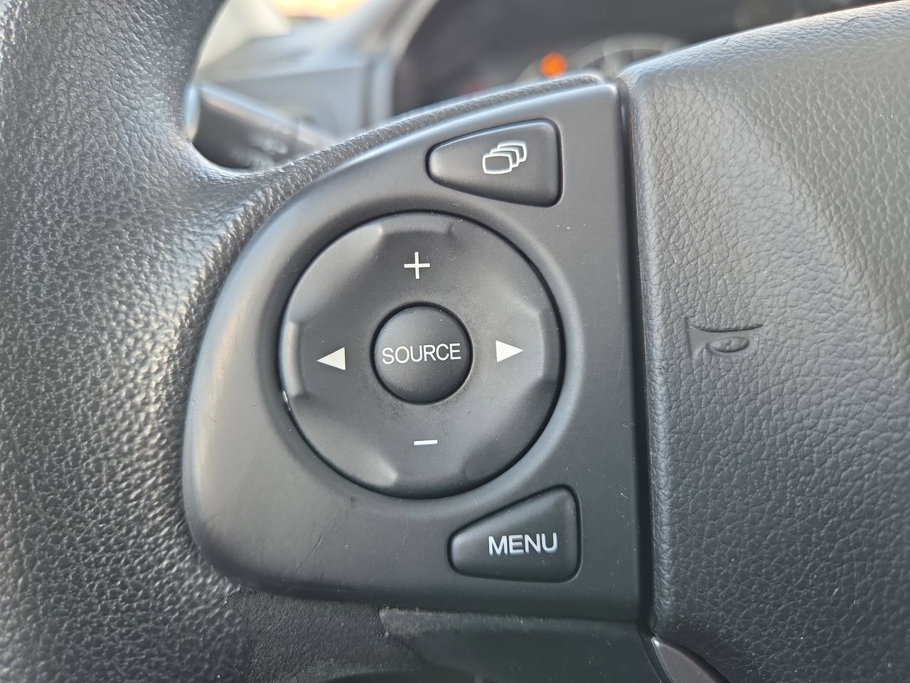 Used 2014 Honda CR-V EX image 29