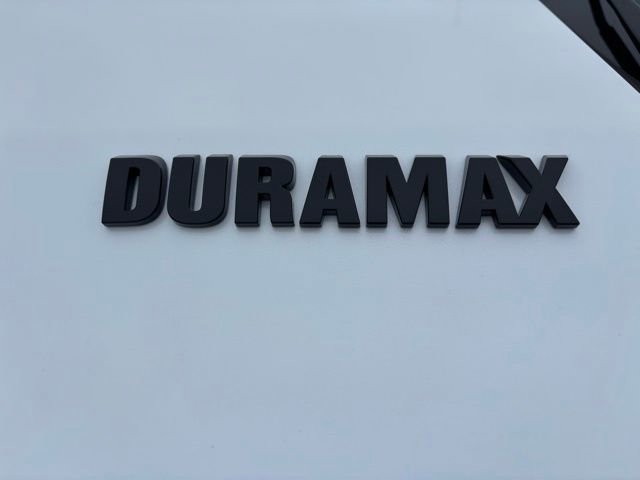 Certified 2023 Chevrolet Silverado 1500 High Country w/ Technology Package image 10