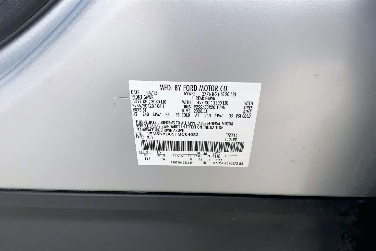 Used 2015 Ford Explorer XLT w/ Equipment Group 202B AWD/4WD image 32