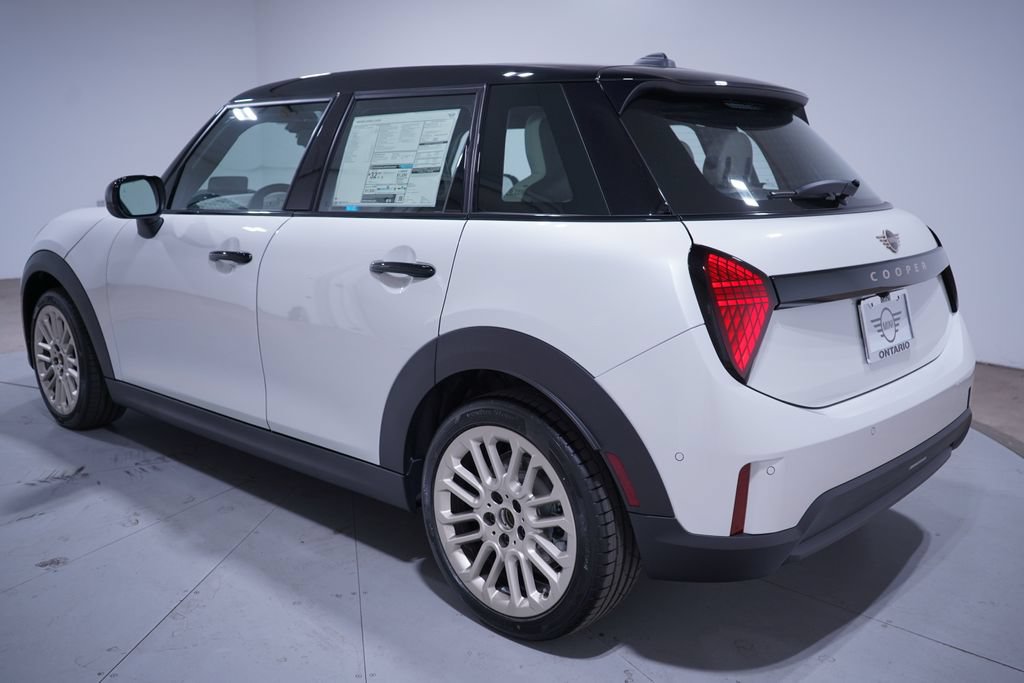 New 2026 MINI Cooper 4-Door Hardtop FWD image 3