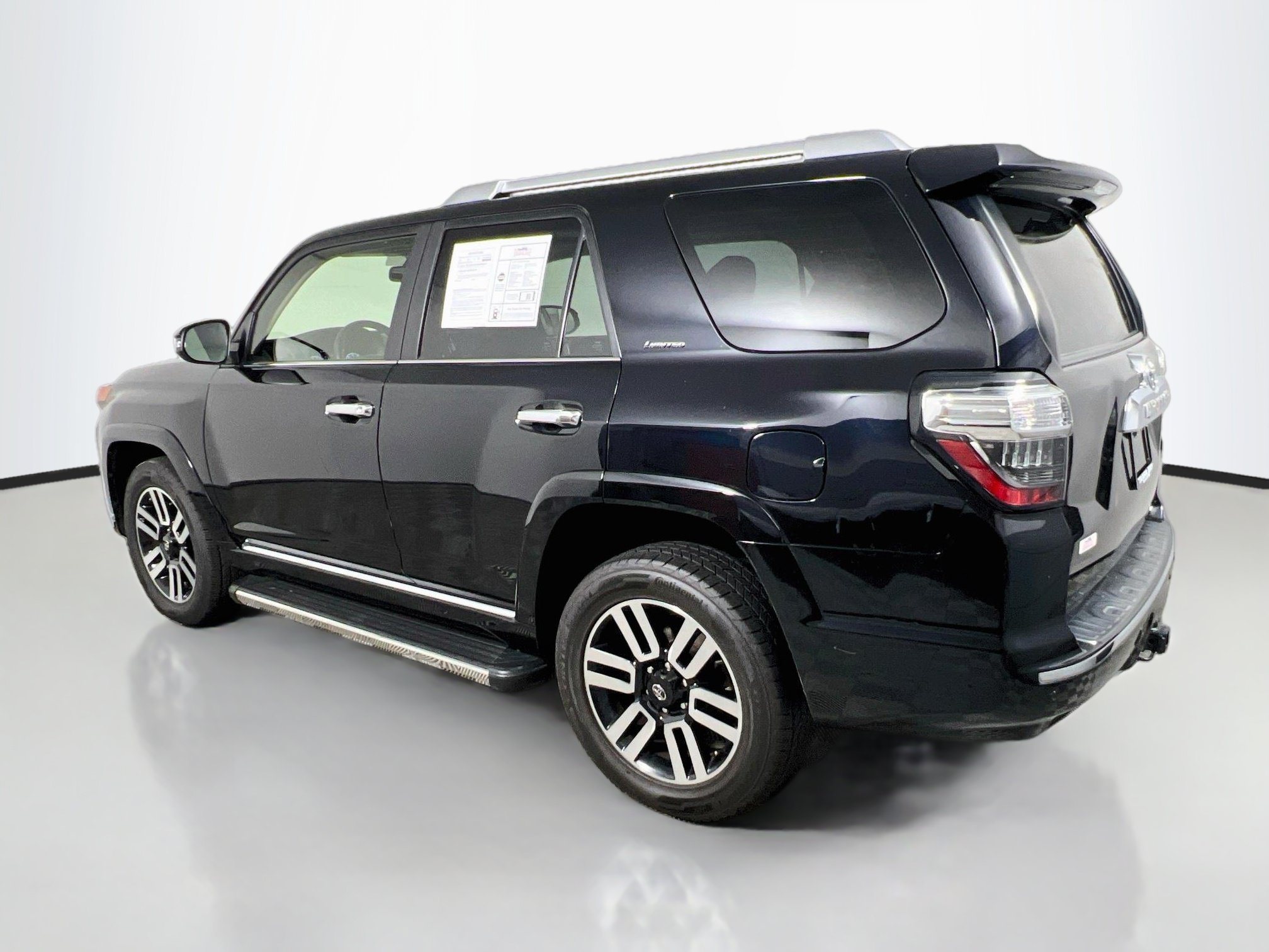 Used 2022 Toyota 4Runner Limited AWD/4WD image 8