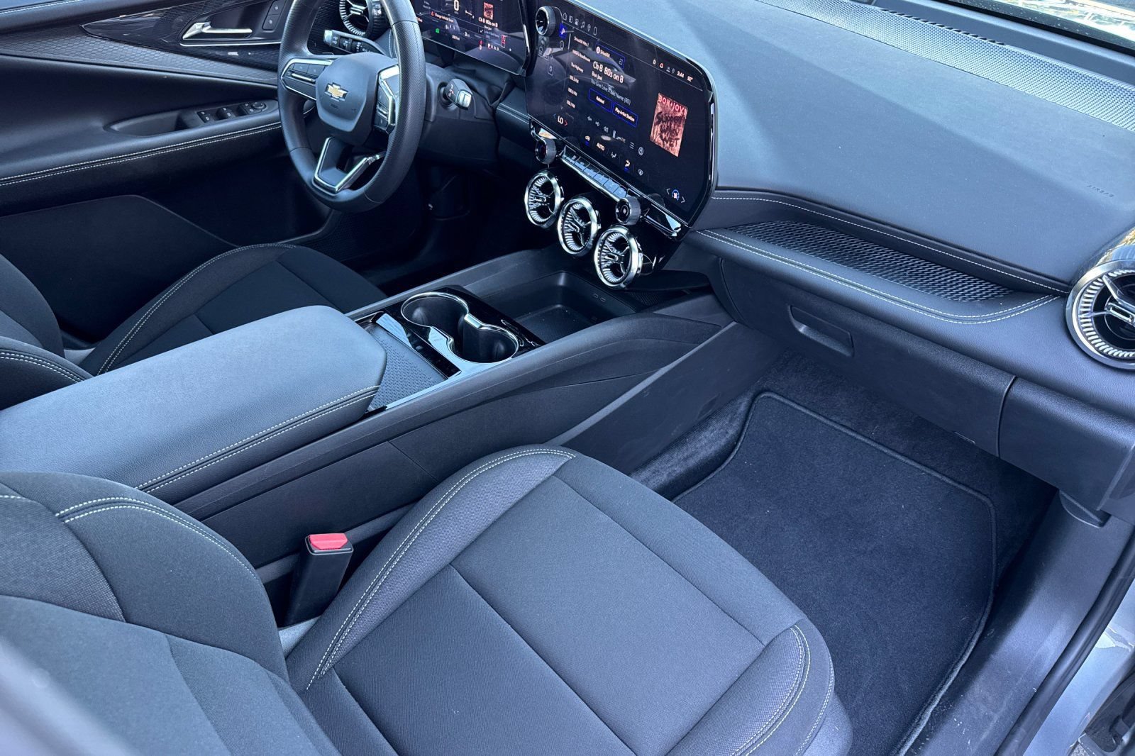New 2026 Chevrolet Blazer EV LT FWD image 20