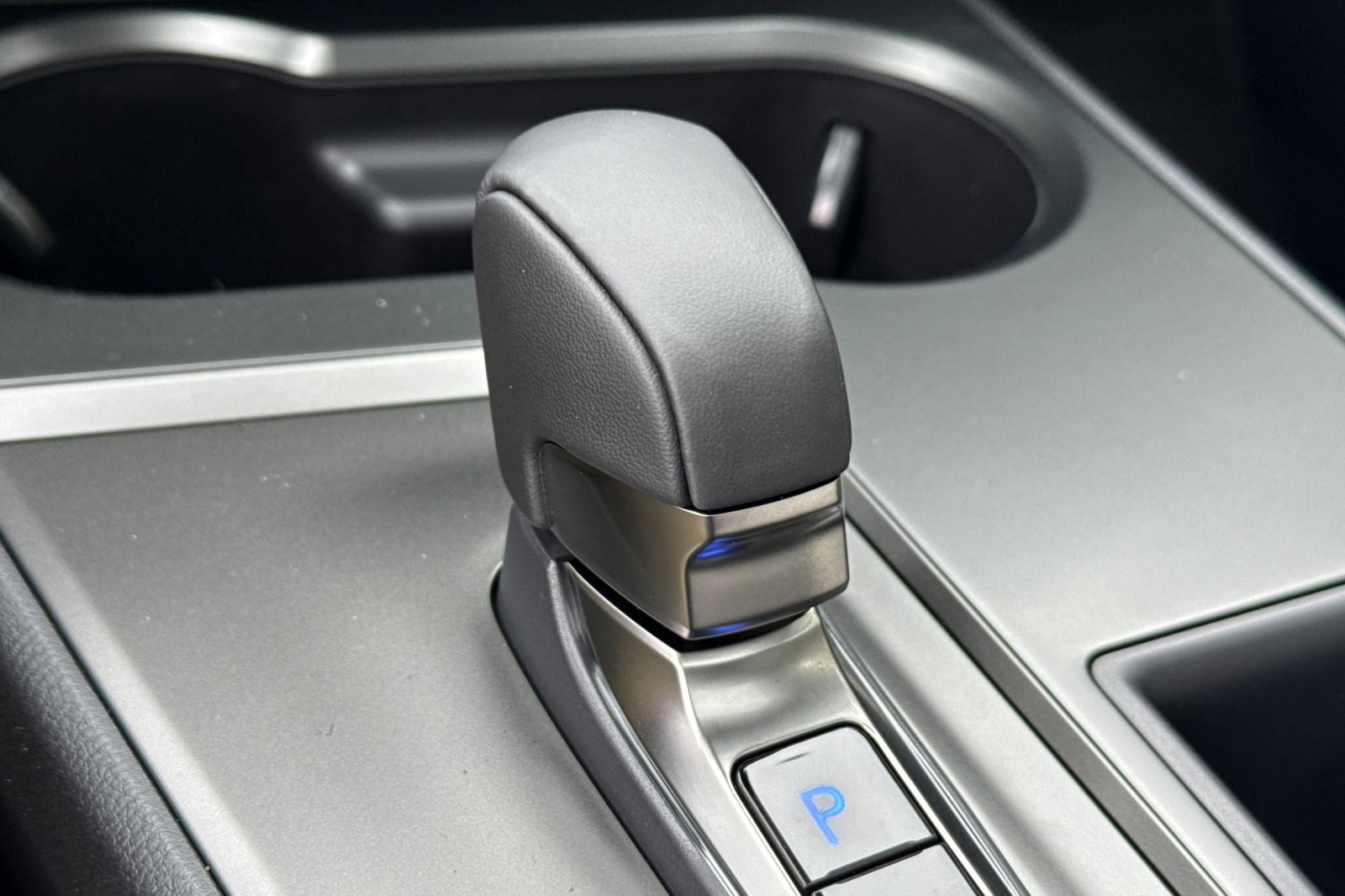 New 2026 Lexus UX 300h FWD image 15