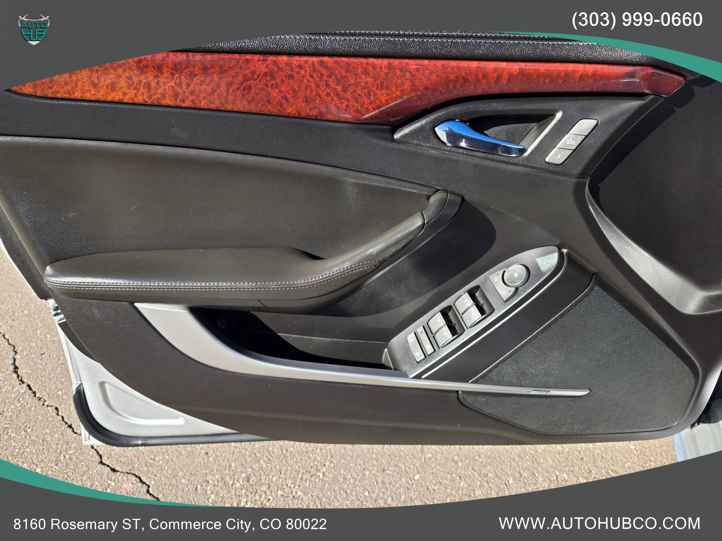 Used 2010 Cadillac CTS Luxury image 22