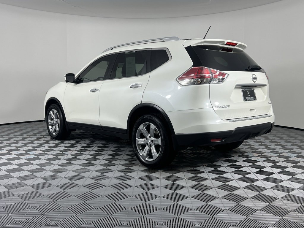 Used 2016 Nissan Rogue SL w/ SL Premium Package image 6